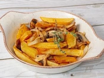 Картофель жареный с грибами
