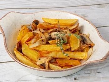 Картофель жареный с грибами