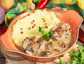 Куриная печень в перечном соусе